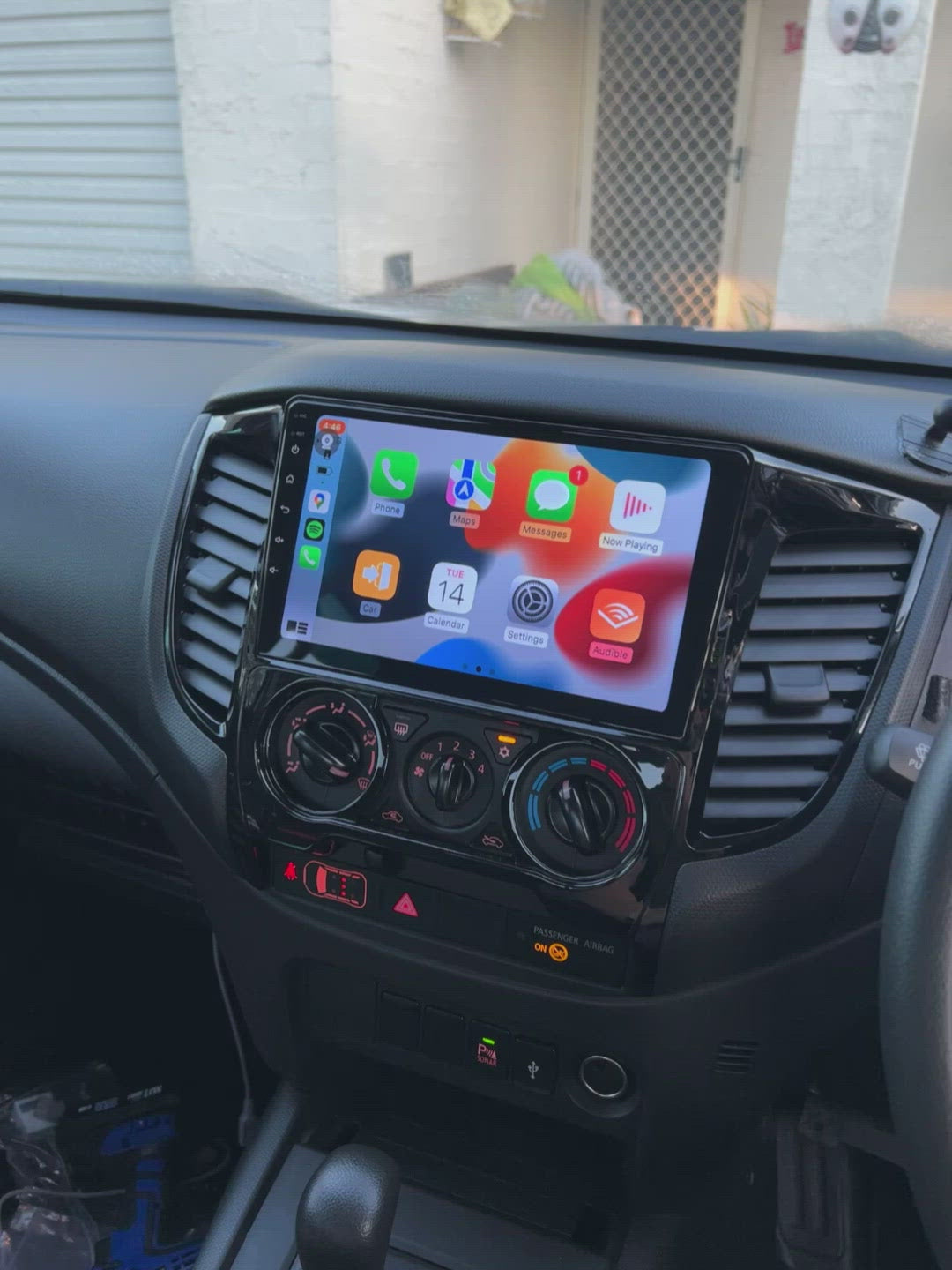 Mitsubishi Triton 2016-2022 - Premium Head Unit Upgrade Kit: Radio Infotainment System with Wired & Wireless Apple CarPlay and Android Auto Compatibility